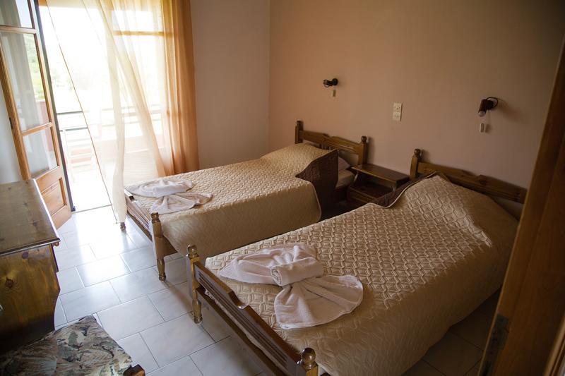 George Apartments อาร์ริลลาส ภายนอก รูปภาพ